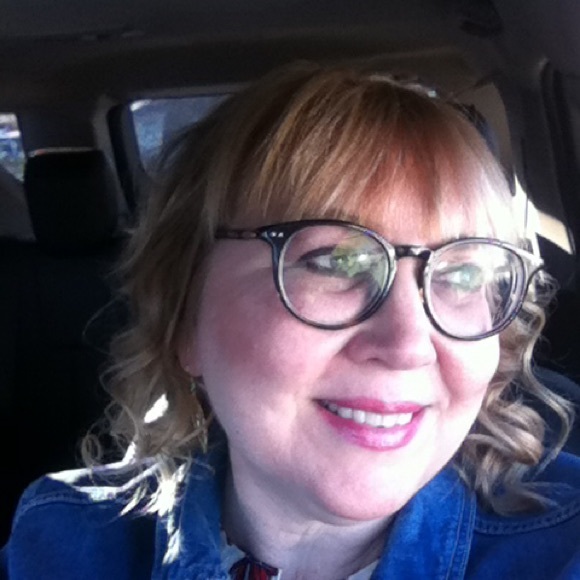 Like to bookmark my closet. Meet your Posher! - Picture 2 of 2